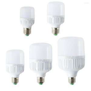 Bombillas 5W 7W 9W 12W 15W Bombilla de luz nocturna PIR Sensor de movimiento Luces de porche 220V Lámpara inteligente que funciona en la oscuridad