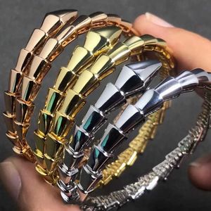 Bulgarie Carer Bracelet de créateur de luxe original sans diamant, lisse et étroit en forme de serpent pour femme plaqué argent pur avec serpent haut de gamme en or rose 18 carats