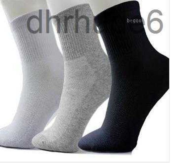 Vente en vrac 50 paires de chaussettes pour hommes, livraison gratuite, nouveau mélange chaud en coton, marque d'affaires classique, chaussettes décontractées 1 77NK