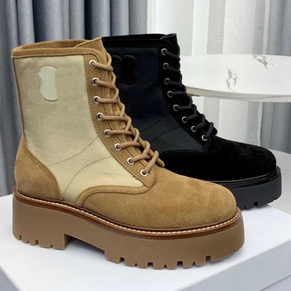 BOTA A GRANEL CON CORDONES EN NYLON Y BULL NEGRO BRILLANTE botas triomphe Botas de diseñador para mujer Botas Martin informales Parte superior con bota de plataforma distintiva de la marca