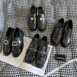 Chaussures habillées triomphe volumineuses chaussures à plateforme en cuir véritable mocassins décontractés plate-forme Margaret mocassins à fond épais style anglais chaussures Mary Jane