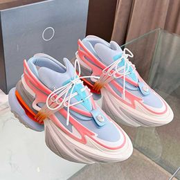 Bullet Head Sports Shoe Designer 2023 AUTUMNE Hiver Nouveau rose Casual Shoes Spacecraft Chaussures Salled Hollow Sole Pointed Future Future Sneakers