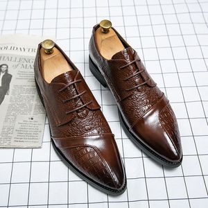 Chaussures habillées pour hommes Bullock luxe en relief italien oxford fashion topt lacet up wedding office robe tous les jours occasionnels 38-48