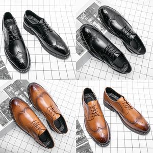 Bullock hommes chaussures habillées de luxe italien Oxford mode bout d'aile noir à lacets robe de bureau de mariage tous les jours décontracté pleine taille 38-45