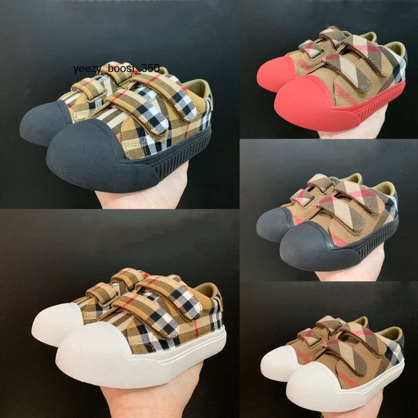 Burbrerieds burberieds burnrys Designer Kid Chaussures de course Plaid Bébé Fille Tennis Baskets Enfants École Gym Baskets Garçon Noir Chaussures En Cuir Entraîneur De Football Teena