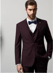 Tuxedos de marié bordeaux Notch Lapel Groomsmen Mens Wedding Dress Homme Veste Blazer Prom Dinner 3 Piece Suit (Veste + Pantalon + Gilet + Cravate) 1275
