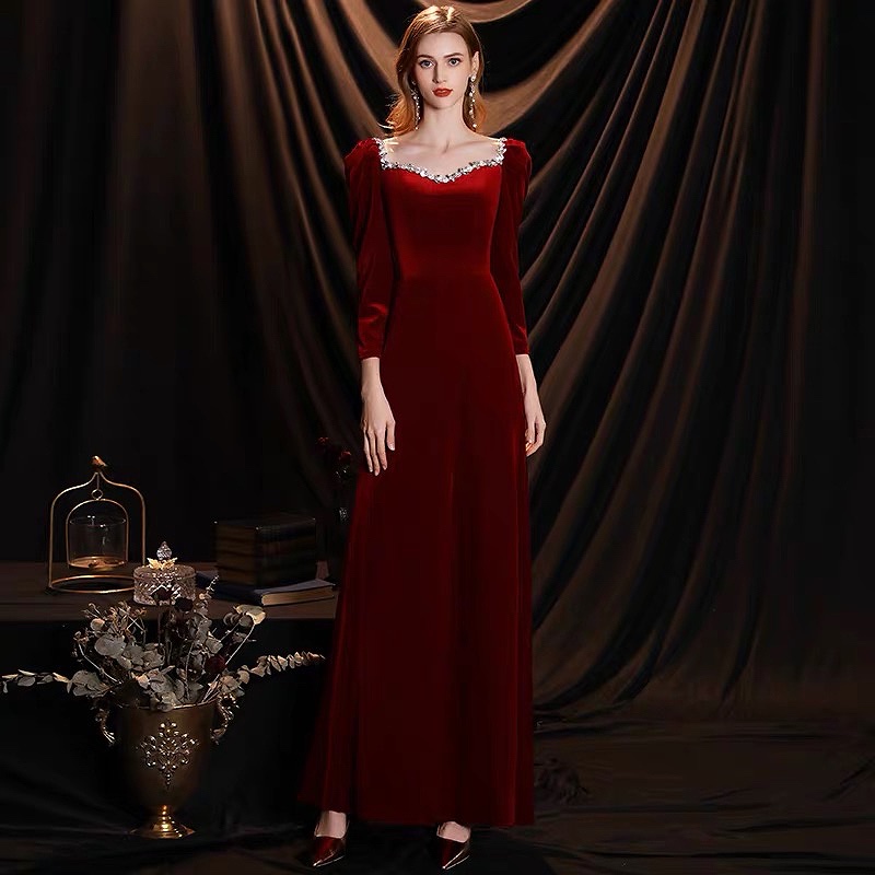 Burgundy Velvet Ünlü Elbiseler Uzun Kollu Tatlım A-line Elmas Vintage Kristal Formal Ziyafet Konuk Akşam Balo Gowns