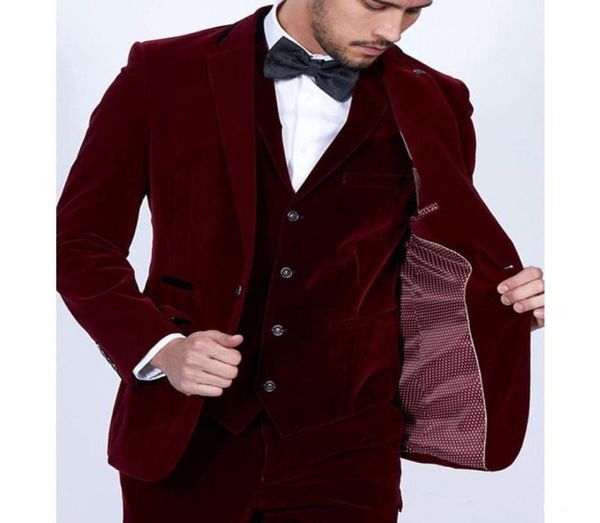 Burgoundy Velvet Men Suits de boda 2019 Fit Slim 3 piezas Tailer de blazer Hecho Vino Rojo Prom Fiesta de graduación Pantalones de chaqueta de esmoquin Vest7998512