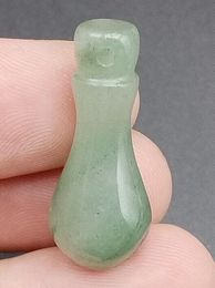 Birmanie 100% naturel Type A Jade jadéite Fine sculptée à la main Vase pendentif porte-bonheur