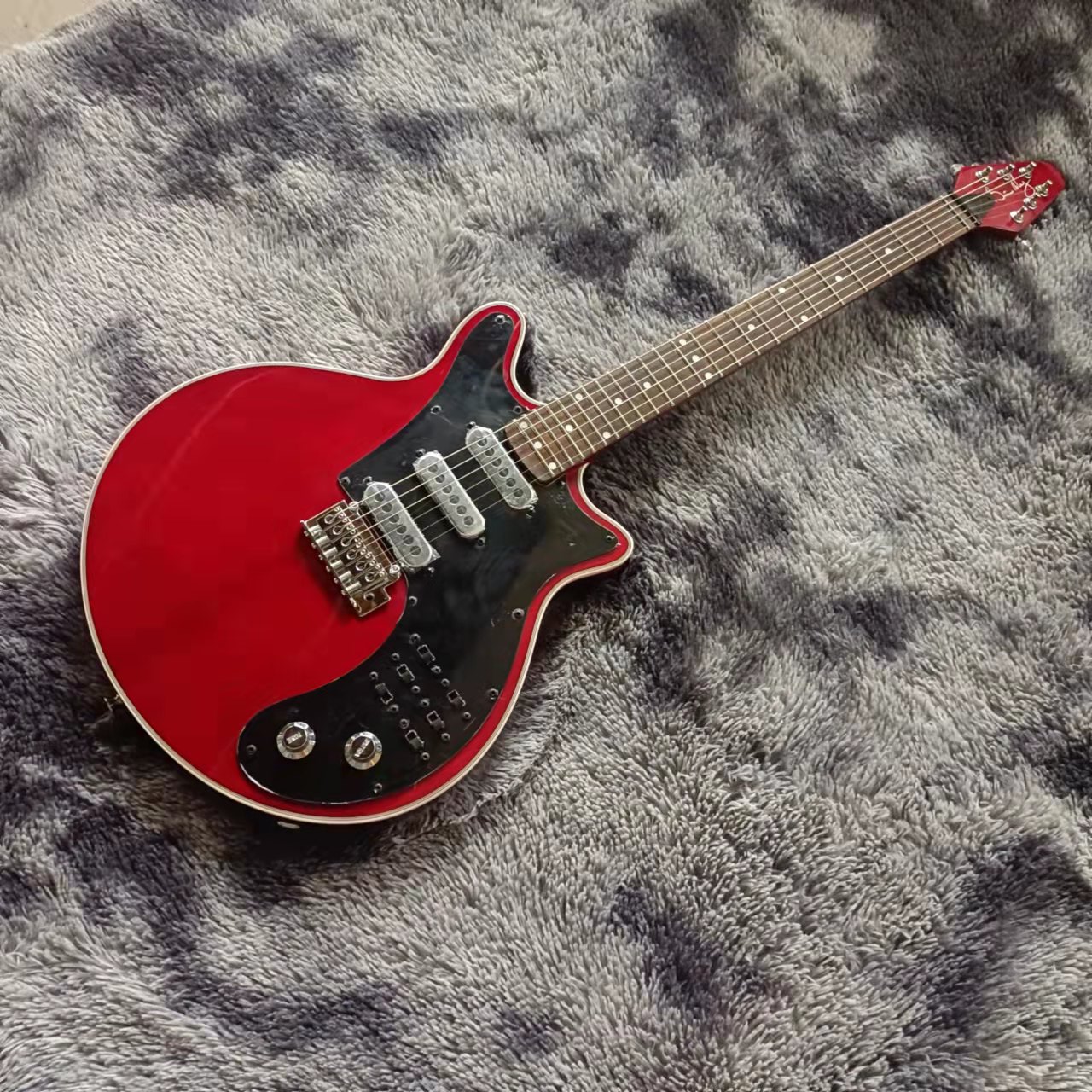 Burns Brian May Signature guitare spéciale Antique cerise rouge guitare électrique coréen Burns micros et interrupteur noir BM01