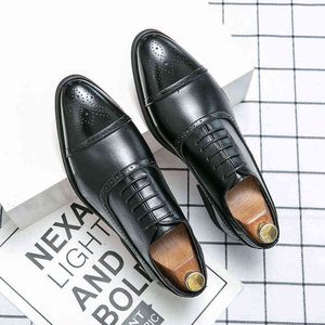 Business Formel Cuir Noir Chaussures Hommes Fashion Casual Robe classique Italienne Oxford pour hommes Zapatos Hombre