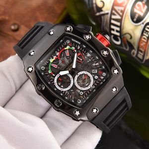 Zakelijke luxe modehorloge multifunctionele kwarts beweging kleine drie naald horloge electroplating legering lichtmetalen heldere shell wijn vat horloge kis