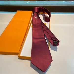 Zakelijke heren Tie Designer Handgemaakte stropdas voor man Neck Ties Silk Letter Cravate Brands Gift