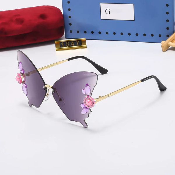 Lunettes papillon Lunettes de soleil en cristal Dames Classique Carré Casual Luxe Lunettes rectangulaires Lunettes de soleil multicolores à la mode en gros avec coffret