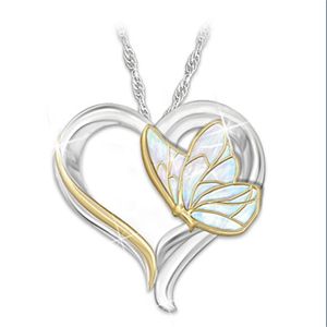 Collier pendentif coeur papillon personnalité de la mode toujours collier bijoux fête des mères conception animale collier ras du cou à breloques pour femmes cadeau maman