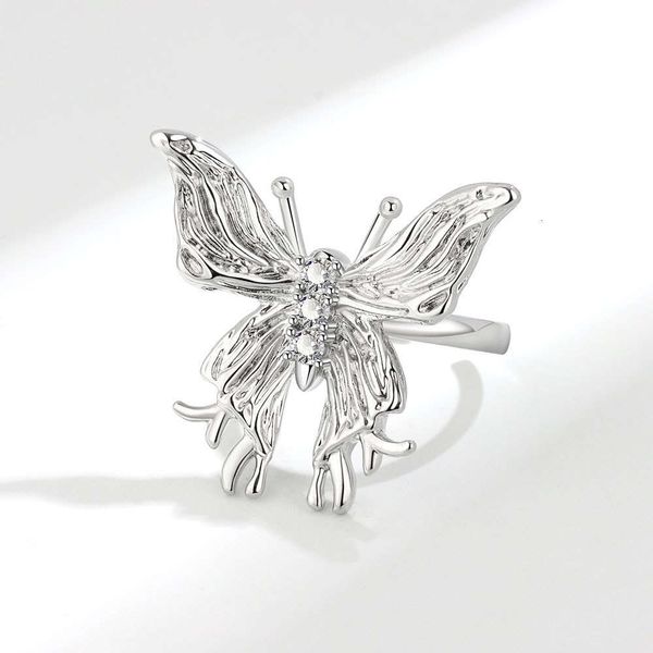 Bague papillon en zircon pour Instagram des femmes, petit design unique, luxe léger, exquis, de haute qualité, personnalisé, tendance froide, simple et élégant