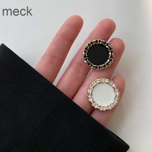 Button Hair Clips Barrettes Luxury Retro Metal Sewing Buttons For Clothes Embellishment Coat Decor Diy Craft Supply Black White Needlework Accessories 6pcs