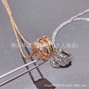 BUU ketting en gepersonaliseerde kettingslangkop diamant met roségoud ingelegd met originele ketting ysp6