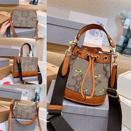 c-bag Schoudertas CoaBag Retro Emmer Tas Dames Klassieke C Letter Tote Bag Designer Tassen Crossbody Portemonnee Handtas Onderarmtas Leren handtassen