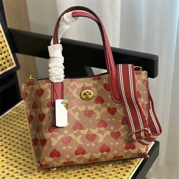 C-bag sac fourre-tout créateur de mode maman fourre-tout épaule luxe sac à main portable modèle d'amour sacs à provisions c lettre sacs à main sacs à main 230220