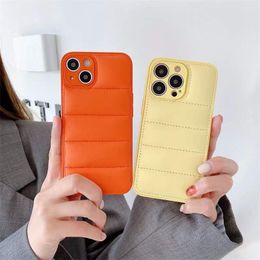 c Down Jacket Telefonische hoesjes voor iPhone 13 12 Mini 11 Pro Max X XS XR 7 8 SE2 The Puffer Case Soft Cloth Back Cover