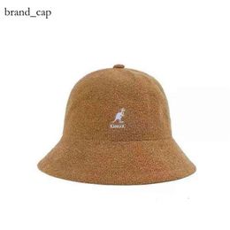 Chapeau kangourou chapeau de pêcheur chapeau de soleil crème solaire broderie serviette matériel 3 tailles 13 couleurs japonais Ins Super Fire Hat Kangol 7383