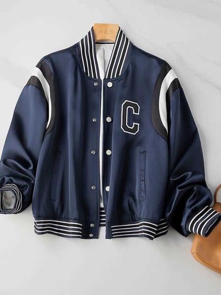 Chaqueta de béisbol de lana de línea C Chaqueta bordada con letras preppy vintage americana Amantes de los abrigos para hombres y mujeres Chaqueta suelta perezosa Todo de lujo 2403133