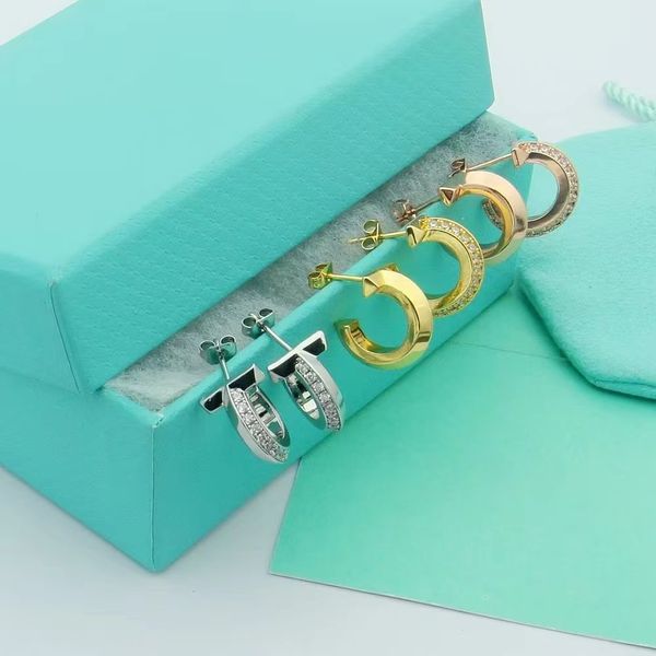 Pendientes de diseñador en forma de C que T1 Serie K Gold Pendings diseñador para mujeres Pendientes de lujo nuevos con aretes de diamantes Joyas de diseñador a juego para Lady