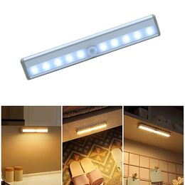 Cabinet Light Oplaadbaar10 LED's PIR LED Bewegingssensor Lichtkast Kledingkast Bedelder Lamp Wandavond Trappen Keuken