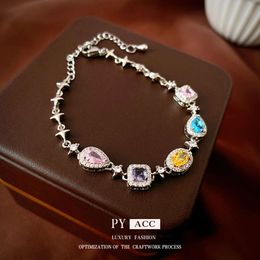 Caibao Zircon Droplet Geometry Light, Bracelet de style élégant à la mode, petit artisanat polyvalent, personnalisé et haut de gamme pour les femmes