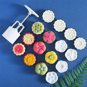Taart Tools Creatieve Mooncake Mold met 6 Stempel MidAutumn Festival Handdruk Bloem Maan Mold DIY Decoratie Pers Mallen 230518
