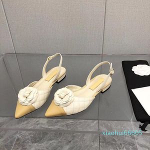 Sandales de camélia pour femmes au printemps chaussures plates françaises en peau de mouton