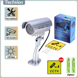 Cámaras Securencia de cámara de cámara de cámaras al aire libre Simulación de cámara falsa de bala interior LED Light Monitor CCTV Vigilancia impermeable con flasheo