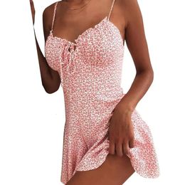 Camisole Robe florale sexy pour femmes 2024 Summer Bodycon Courte de soleil Mini jupe féminine femme Vancéraire Femme L xl 240518