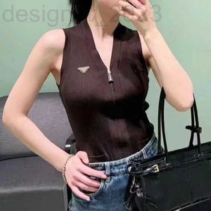 Camisoles Tanks Designer Chicken Heart V-Neck Design met een gebreide top voor dames Summer Slim Fit en mouwloze vesttop TDDQ