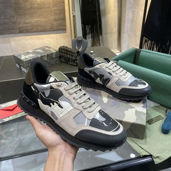 Camo Designer Chaussures plate-forme baskets en cuir Camouflage en caoutchouc Sole Military Green Triple Black Blanc Gris Gris Femmes Men Trainers Sports