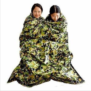 Camouflage Survival Emergency Slaapzak Houd Warm Waterdicht Mylar Eerste hulp Emergency Deken Hot Outdoor Camping Slaapzakken EzyQ439