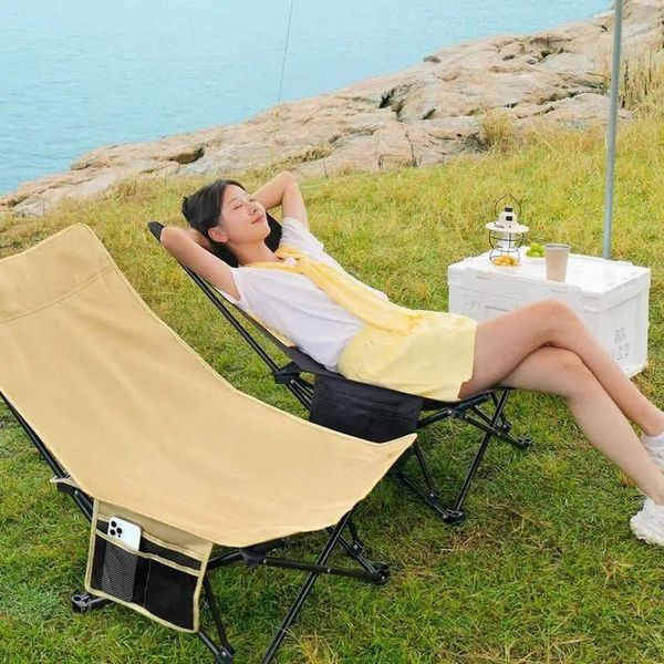 Muebles de campamento Camping Silla de luna plegable al aire libre portátil plegable con bolsillo lateral Chaise Lounge ultraligero para pescar