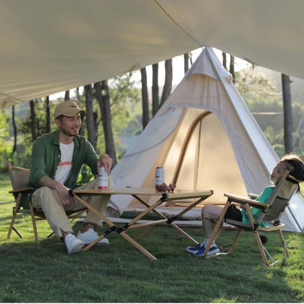 Muebles de campamento Cómoda silla para acampar grano de madera aleación de aluminio portátil plegable pesca potente soporte de carga al aire libre