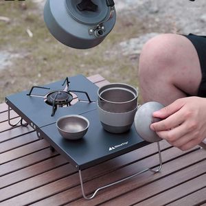 Muebles de campamento Mini Mesa Multifuncional Aleación de aluminio portátil para material de camping Diseño hueco Almacenamiento conveniente