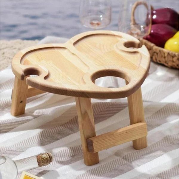 Muebles de campamento, mesa de vino portátil, arena de playa, hierba, botellas de madera con soporte de vidrio, aperitivo plegable