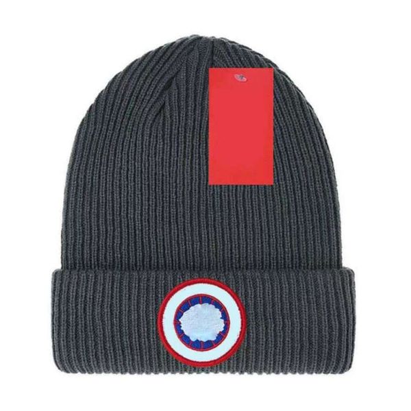 Canadian Gooses Beanie Hat Luxe Top Qualité Designer Beanie Hat Beanie/Crâne Caps Designer Élégant Skull Cap Lettre Jacquard Beanie Hommes Femmes Chaud Laine Chapeau Uni