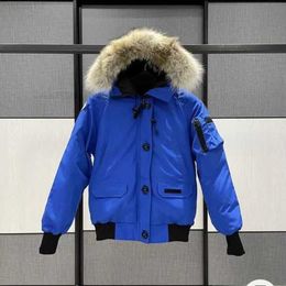 Hommes canadiens Pilot Down Veste Real Wolf Fourrure À Capuchon Toile Parkas Lettre Patch Poches À Glissière Chaud Épais Outwear Designer Femmes Hiver Manteau D'oie 21phz