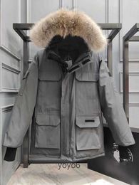 Canda Goose Jacket Designer canadien Mens Down Femmes Parkas Hiver Épais Manteaux Chauds Coupe-Vent Lettres Streetwear Causal Survêtement 10 JSQV