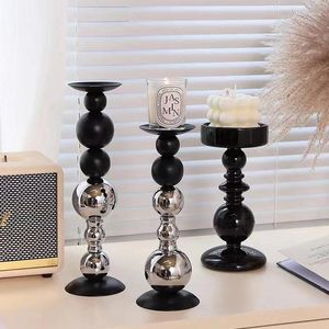 Candelabros negros para sala de estar, fiesta moderna, El Nook, quemador de cera de Metal europeo, portavelas de lujo para decoración de la casa