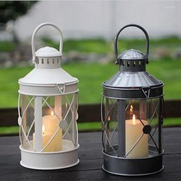 Bandlers Candlestick Décoration européenne Whited Fir Wind Lampe de vent Romantique Simple Decorative Modeling en deux couleurs