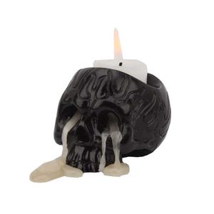 Bougeoirs Modèle de feu créatif Black Skull Small Candlestick Resin Base de bougette Articule décoration Ornements H240517 H240517
