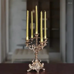 Bougeoirs européens antique en or de décoration de mariage à la maison en fonte de table en fonte de cinq tasses