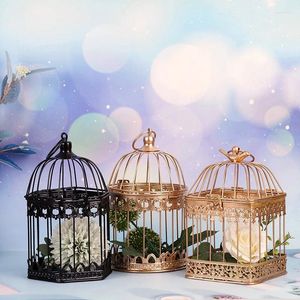 Kandelhouders Europese ijzeren kunst uitgehold vogelkooi kandelaar ornamenten Golden Wedding El Decoration Christmas Stand Props
