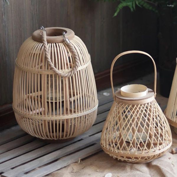 Portes de velas Exquisito Linterna de bambú Hand Woven Hanging Candlestick Tea Light Soports Crafts